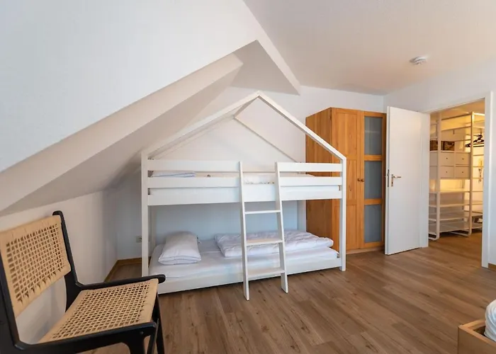 Апартаменты Schloss Hohenzollern - 07